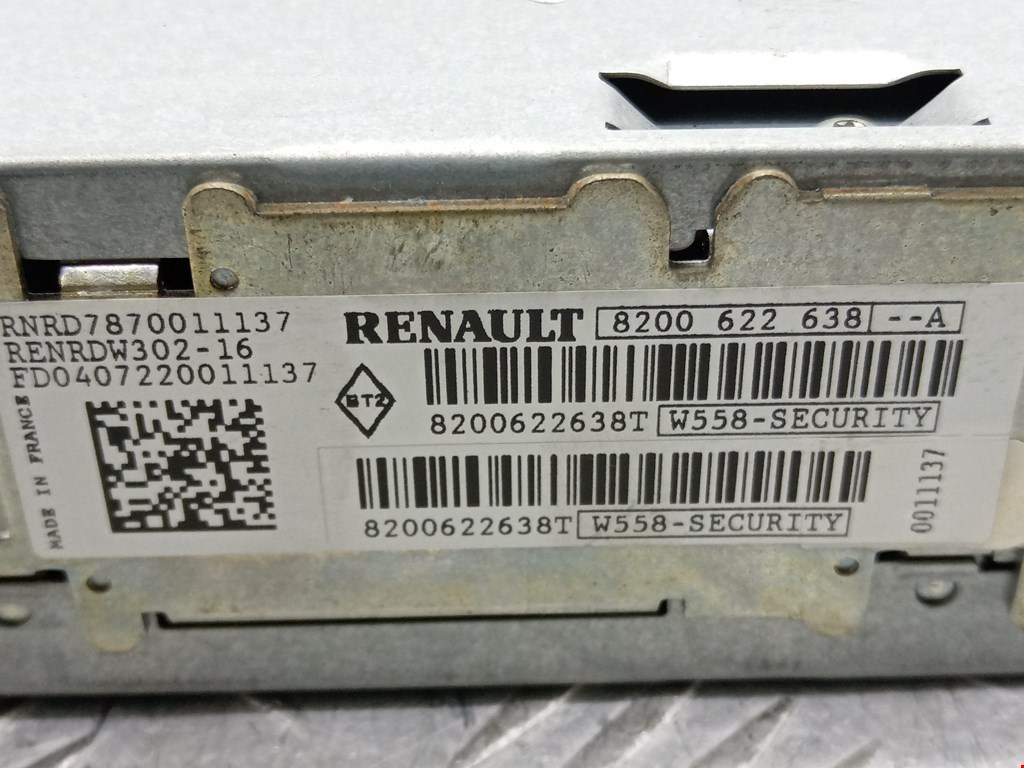 Магнитола Renault Espace 4 купить в России