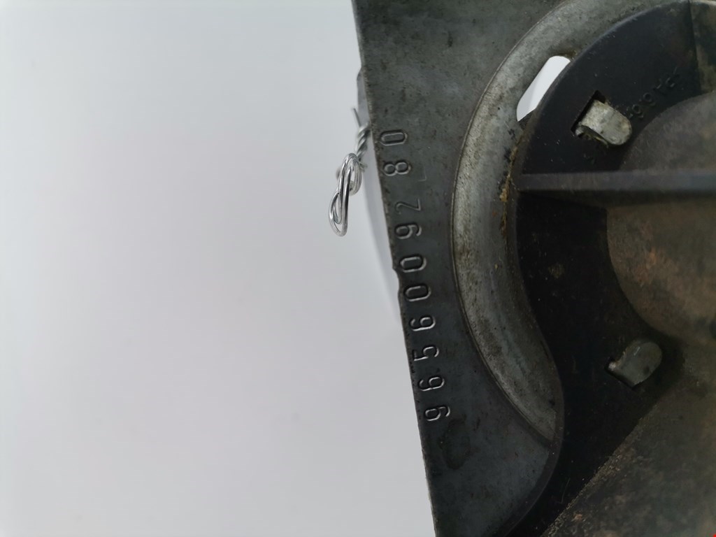 Стеклоподъемник механический двери задней правой Citroen C4 1 купить в России