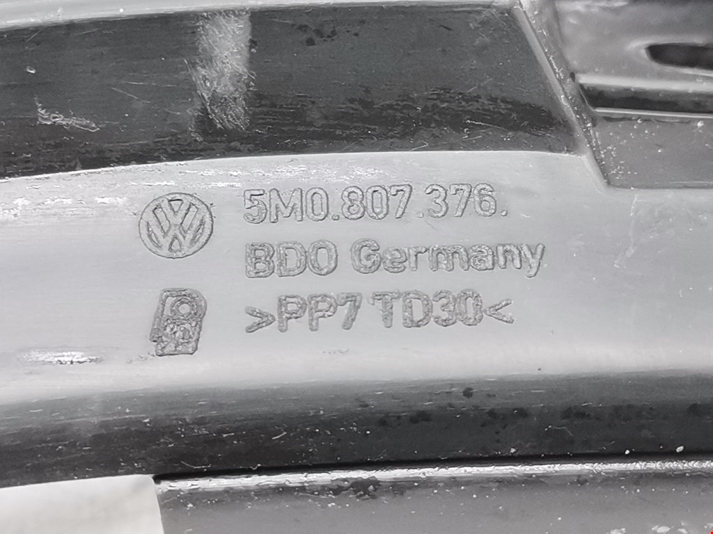 Кронштейн (крепление) заднего бампера правый Volkswagen Golf Plus купить в России