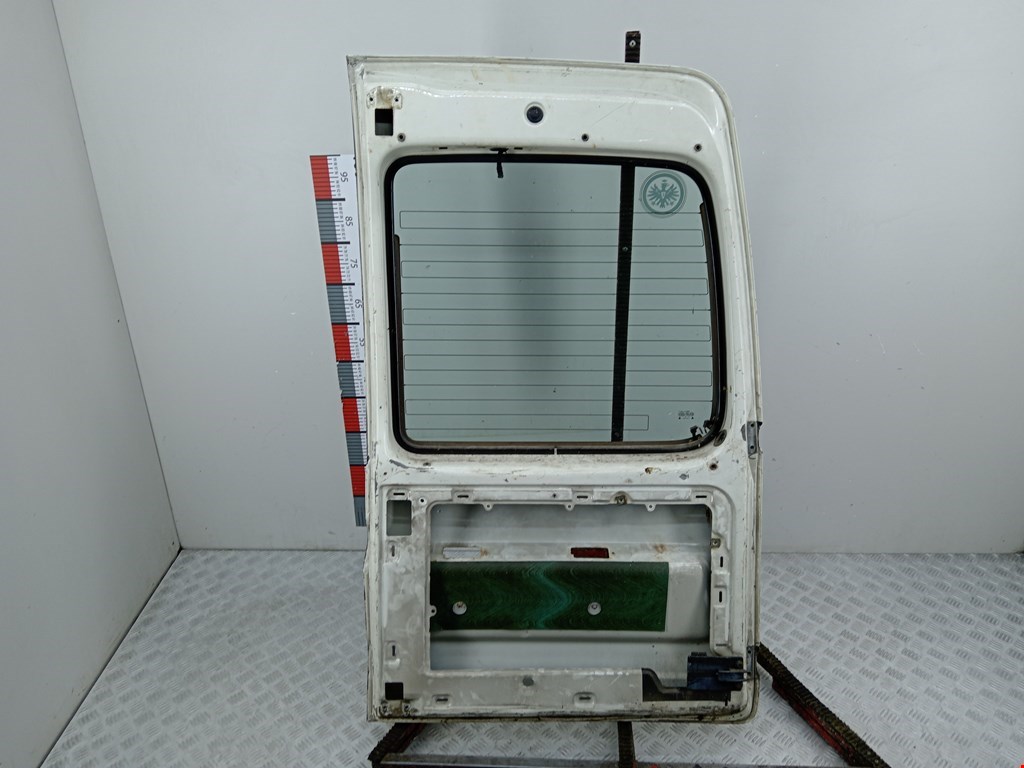Дверь распашная задняя левая Volkswagen Caddy 2 купить в Беларуси