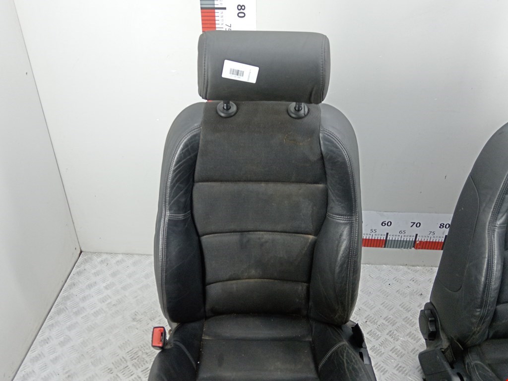 Салон (сидения) комплект Audi A4 B6 купить в России