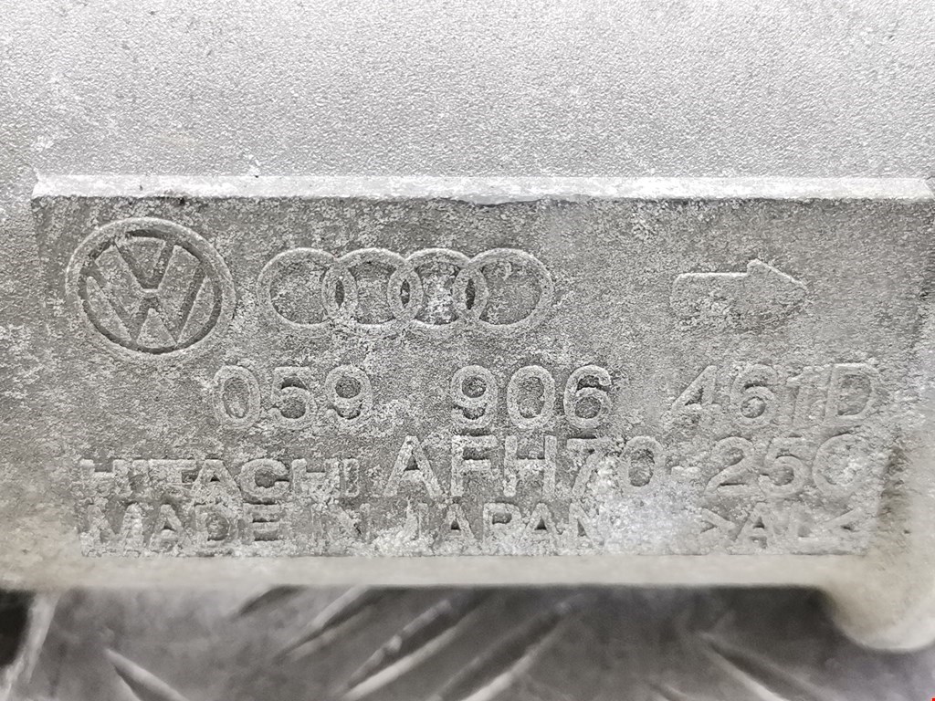 Расходомер воздуха (ДМРВ) Volkswagen Passat 5 GP купить в России