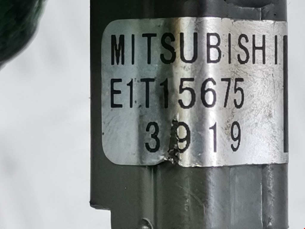 Датчик детонации Mitsubishi Space Wagon 3 купить в России