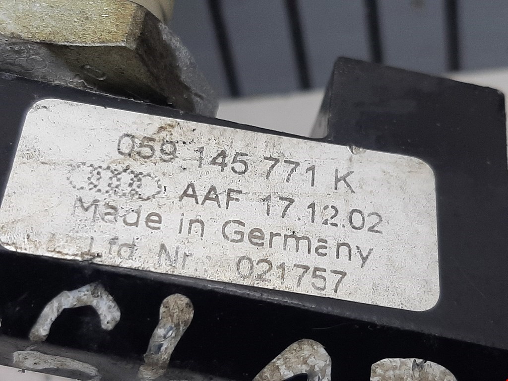 Трубка турбины Audi A4 B6 купить в Беларуси