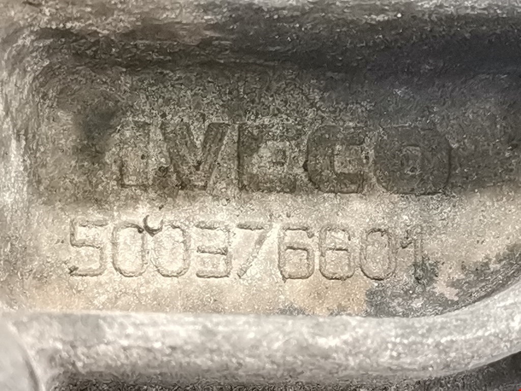 Кронштейн двигателя (лапа крепления) Iveco Daily 4 купить в России