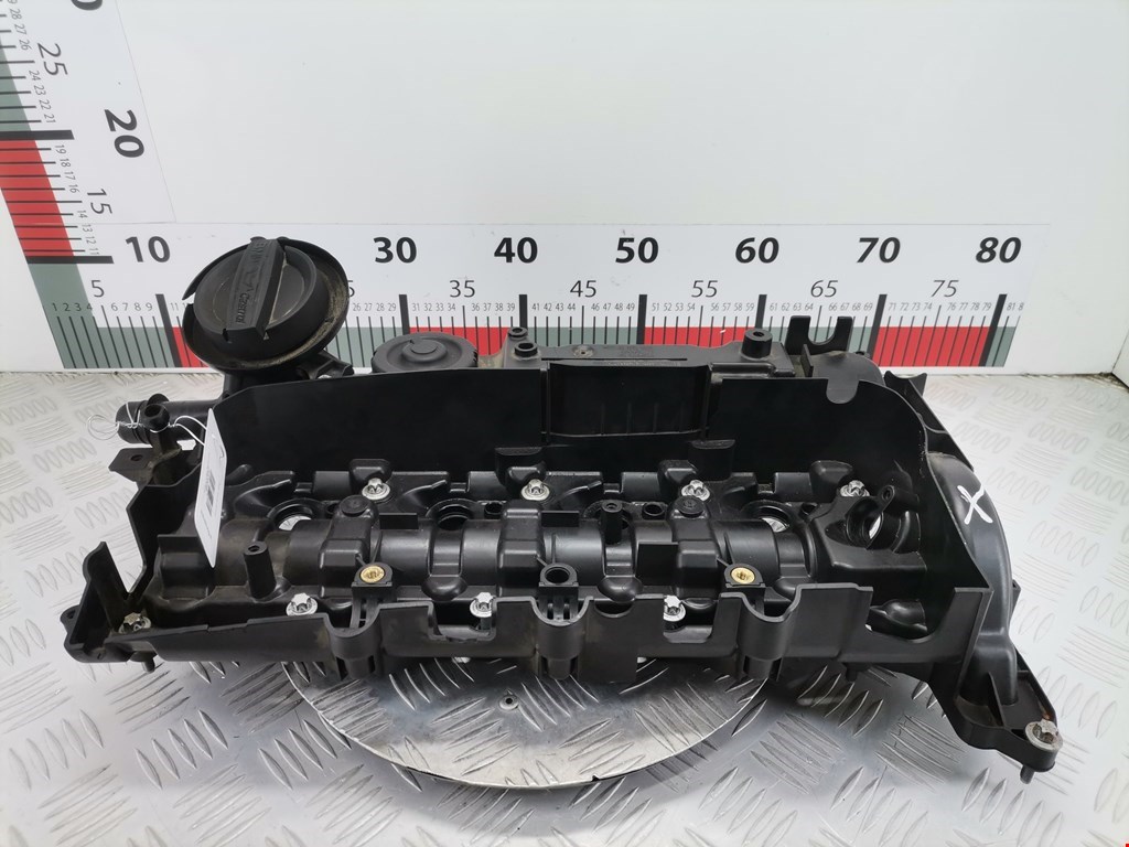 Крышка клапанная BMW 3-Series (F30/F31/F34/F35)