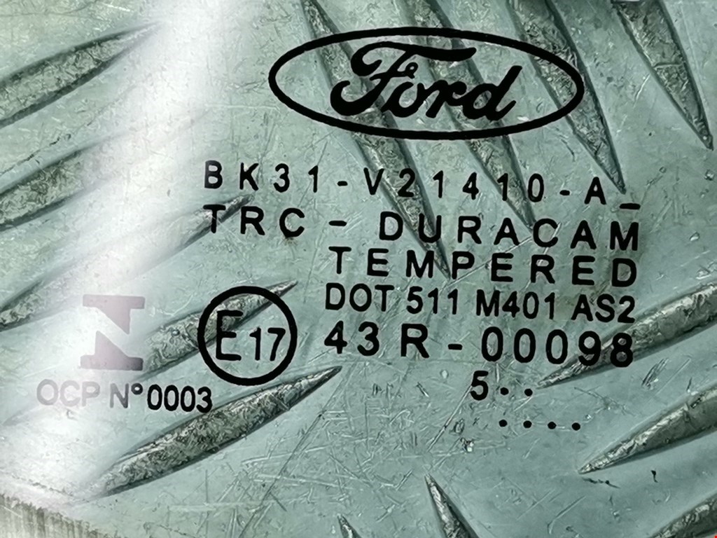 Стекло двери передней правой Ford Transit 6 купить в России
