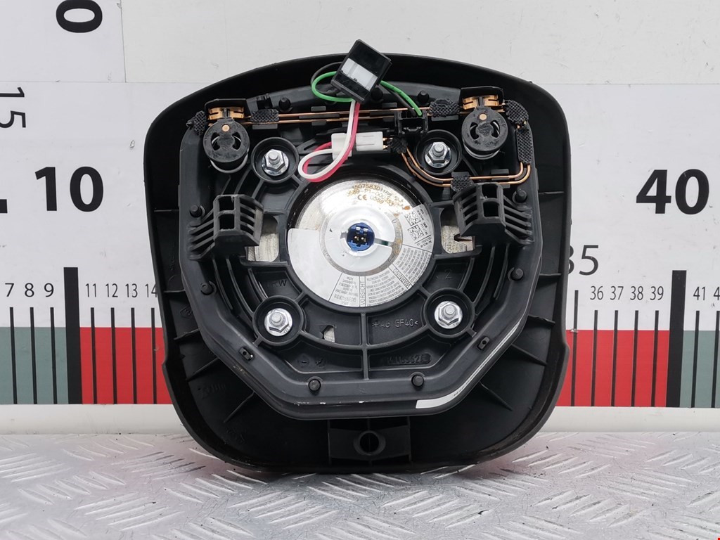 Подушка безопасности в рулевое колесо Renault Master 3 купить в России