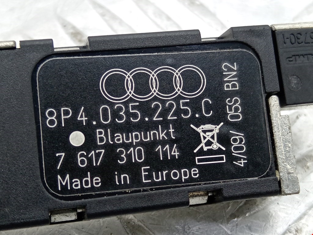 Усилитель антенны Audi A3 8P купить в России