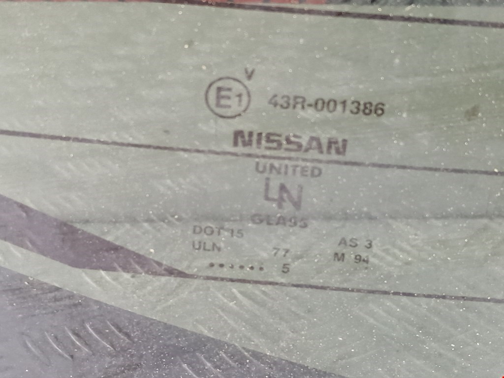 Стекло заднее Nissan Pathfinder (R51) купить в Беларуси