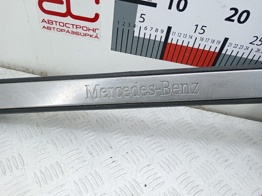 Накладка порога (внутренняя) Mercedes ML-Class (W163) купить в Беларуси