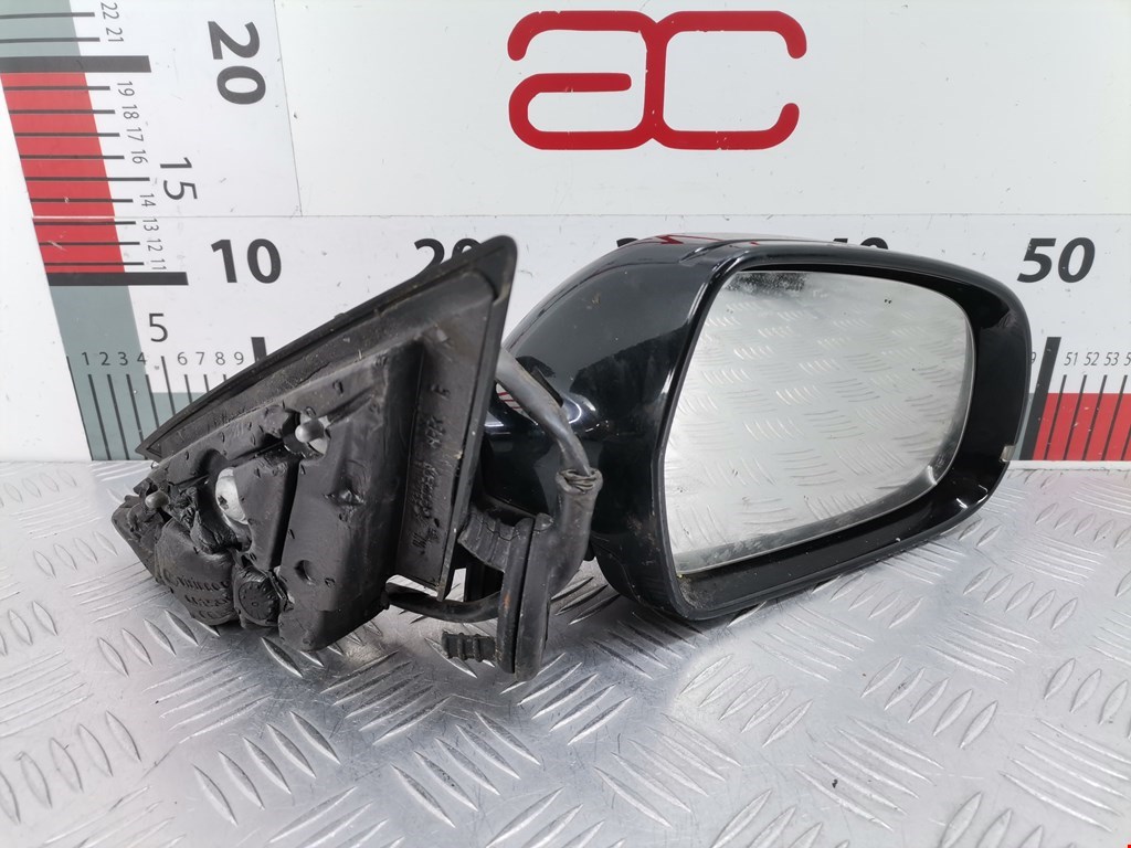 Зеркало боковое правое Audi A4 B7 купить в России