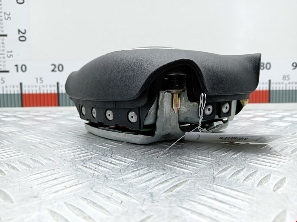 Подушка безопасности в рулевое колесо Audi A2 8Z купить в Беларуси