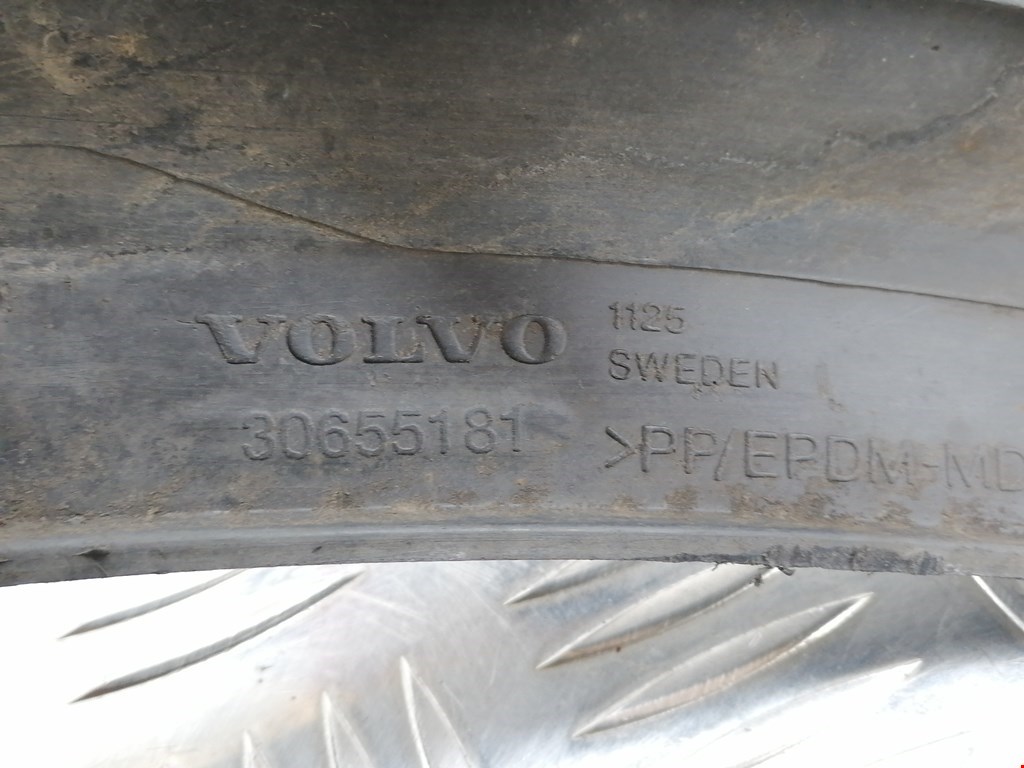 Накладка декоративная (молдинг) переднего левого крыла Volvo XC90 1 купить в Беларуси
