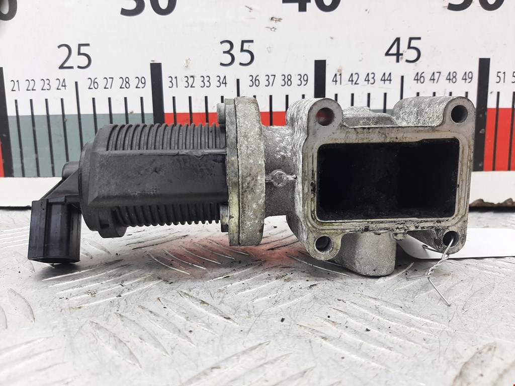 Клапан ЕГР EGR Opel Vectra C