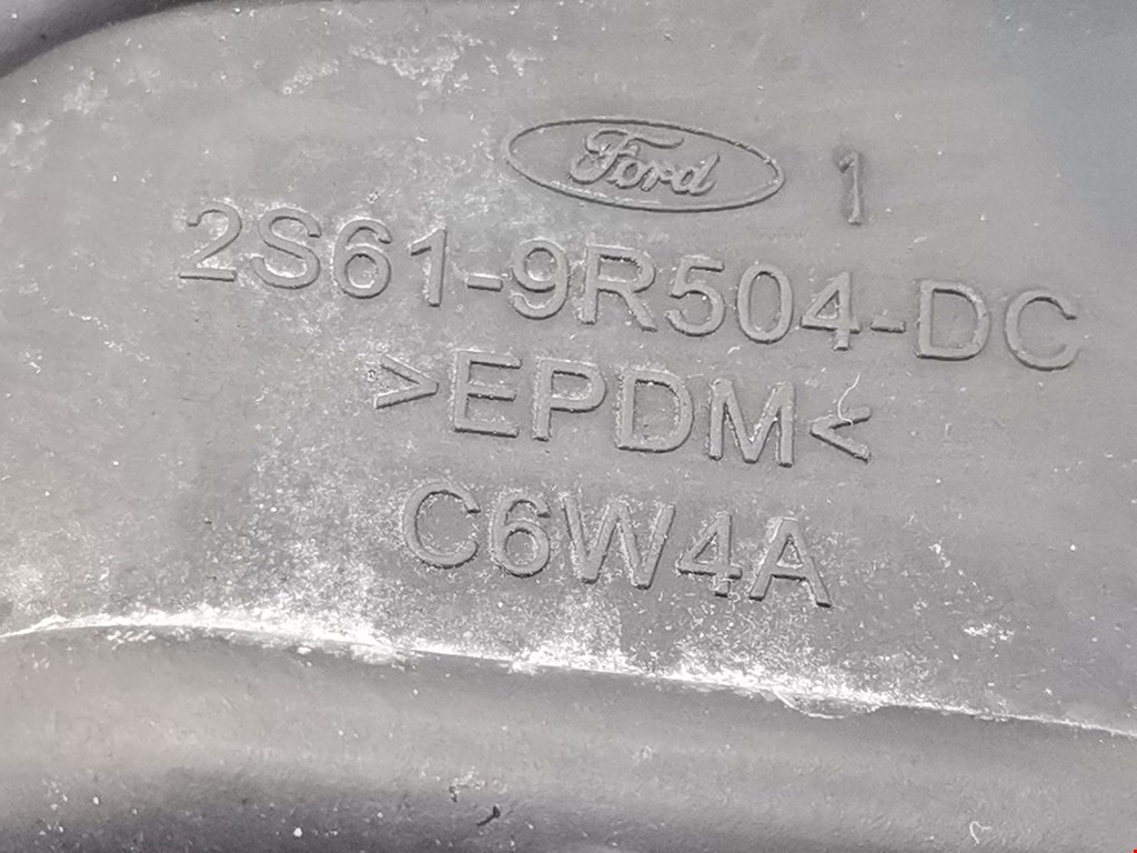 Патрубок воздушного фильтра Ford Fiesta 5 купить в Беларуси