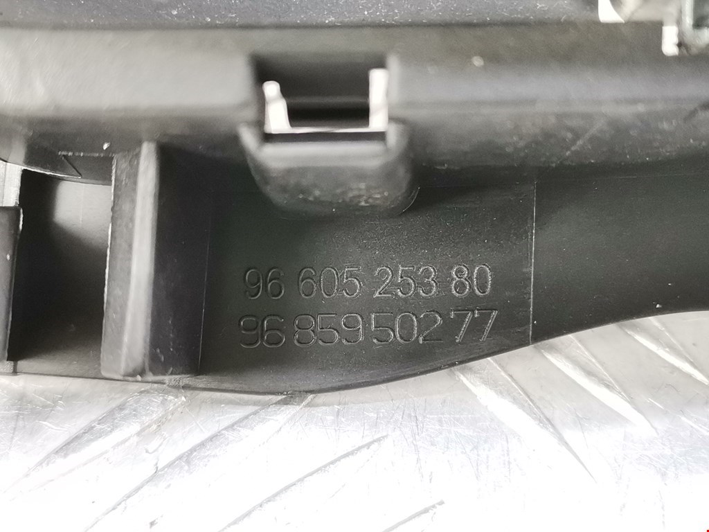 Ручка двери внутренняя передняя правая Peugeot 508 купить в России