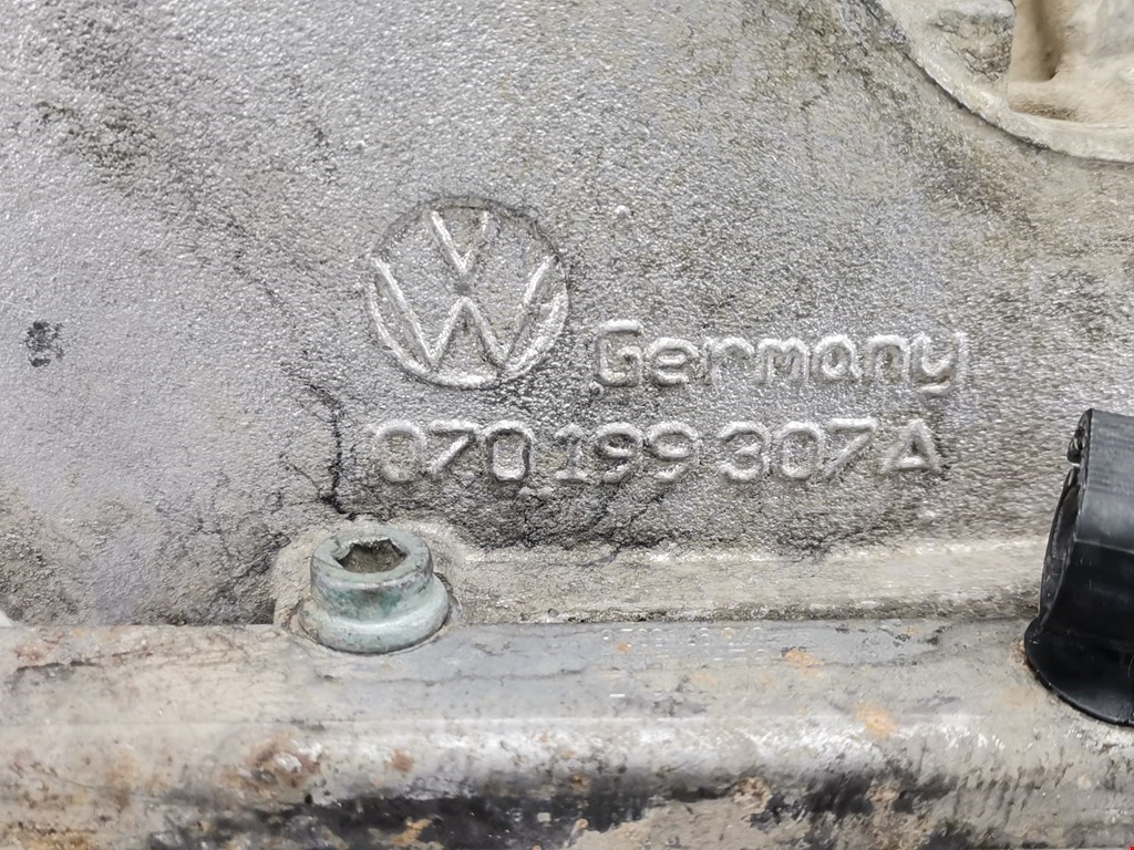 Кронштейн двигателя (лапа крепления) Volkswagen Touareg 1 купить в России