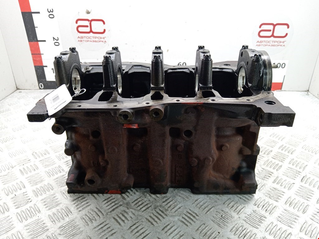 Блок двигателя (блок цилиндров) Nissan Almera N16 купить в Беларуси