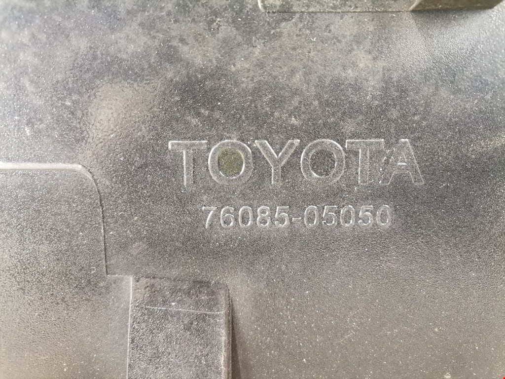 Спойлер Toyota Avensis 2 (T250) купить в России