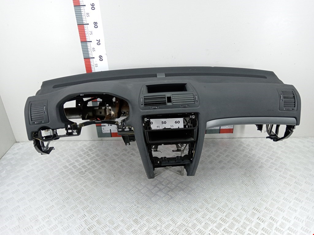 Торпедо (панель передняя) Skoda Octavia 1Z