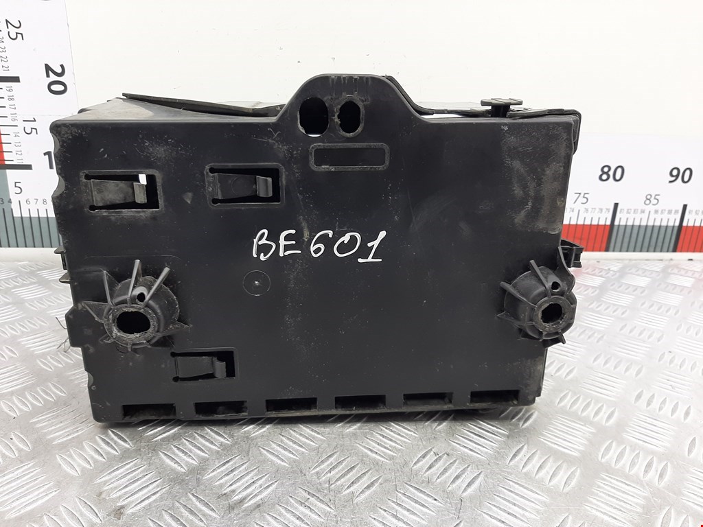 Крепление (корпус) аккумулятора Citroen Berlingo 2 (B9) купить в России