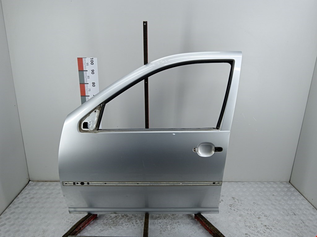 Дверь передняя левая Volkswagen Golf 4