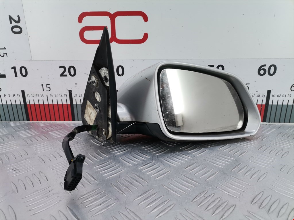 Зеркало боковое правое Skoda Octavia 1U купить в России