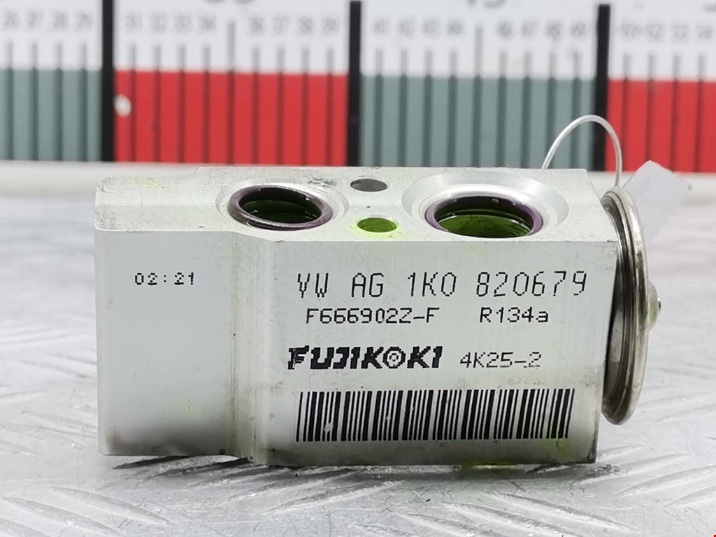 Клапан ТРВ (расширительный) кондиционера Skoda Octavia 1Z купить в России