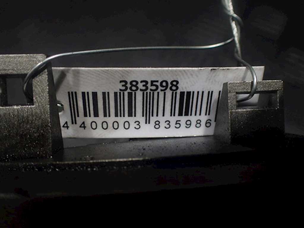 Кнопка стеклоподъемника Toyota Corolla 9 купить в России