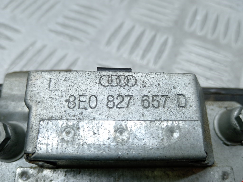 Ручка крышки багажника Audi A6 C6 купить в Беларуси