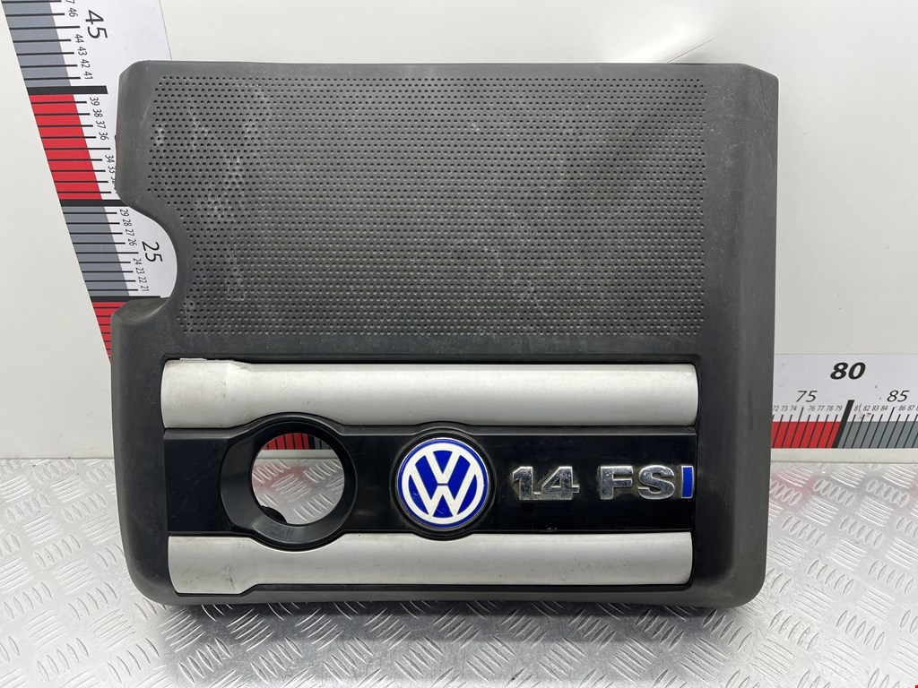 Накладка декоративная двигателя Volkswagen Lupo