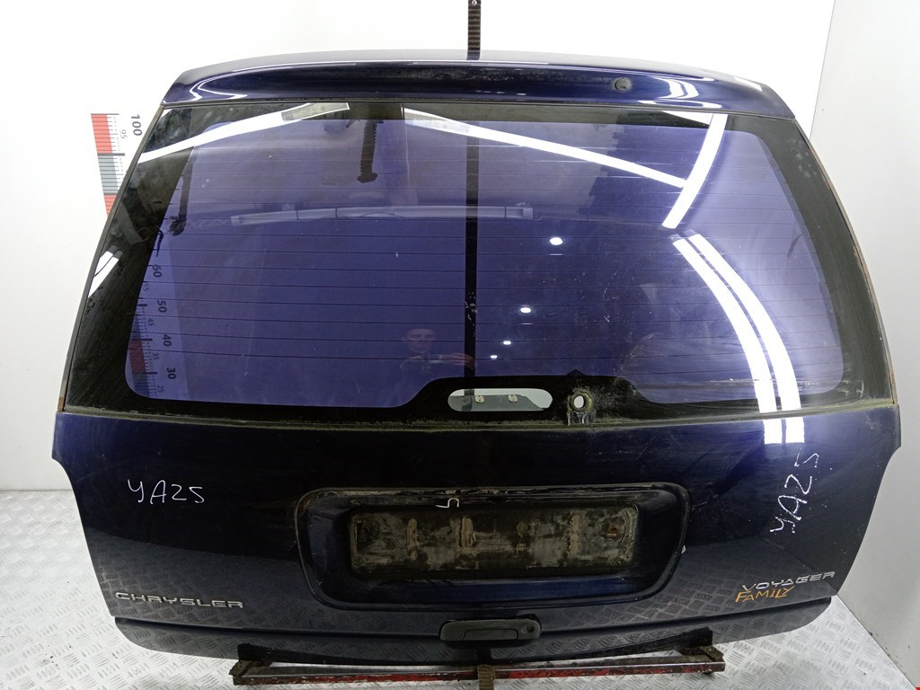 Крышка (дверь) багажника Chrysler Voyager 3 купить в Беларуси