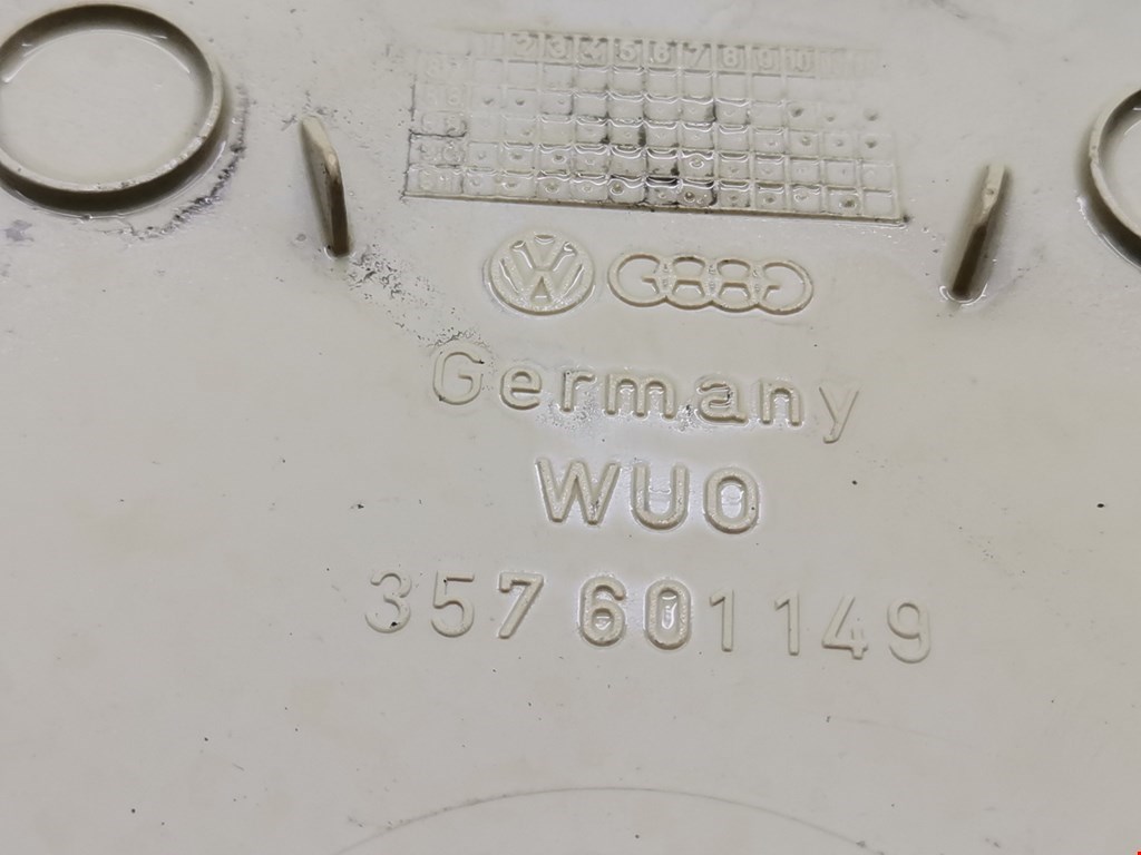 Колпак колесный Volkswagen Passat 3 купить в Беларуси