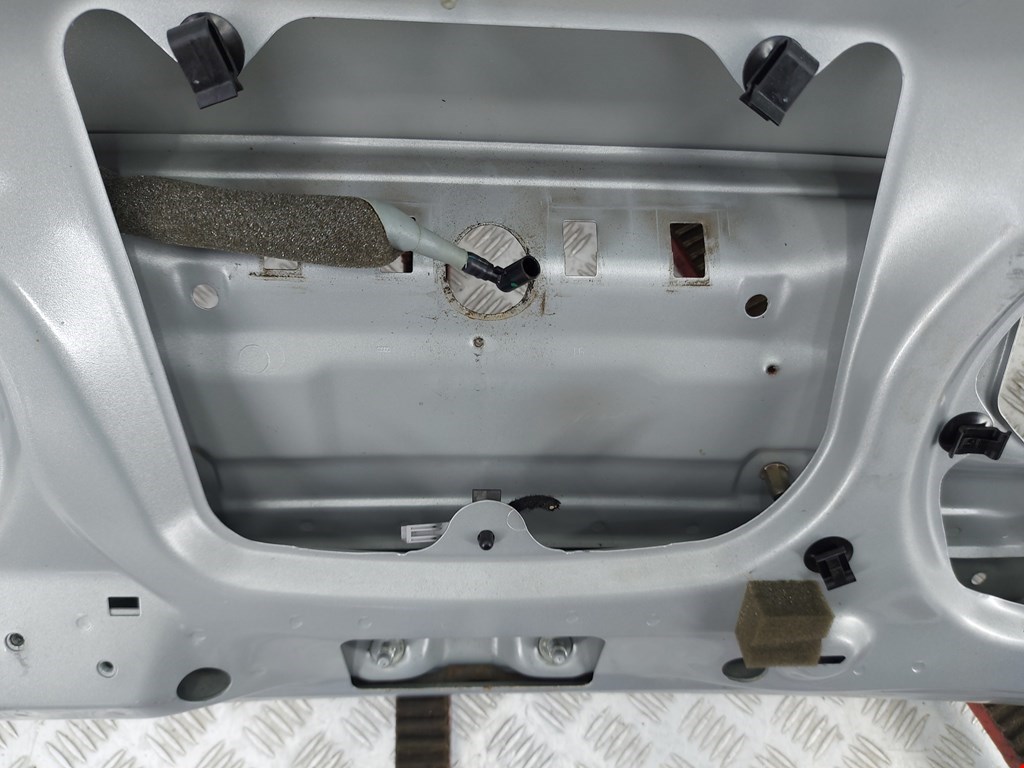 Крышка (дверь) багажника Audi A6 C5 купить в Беларуси