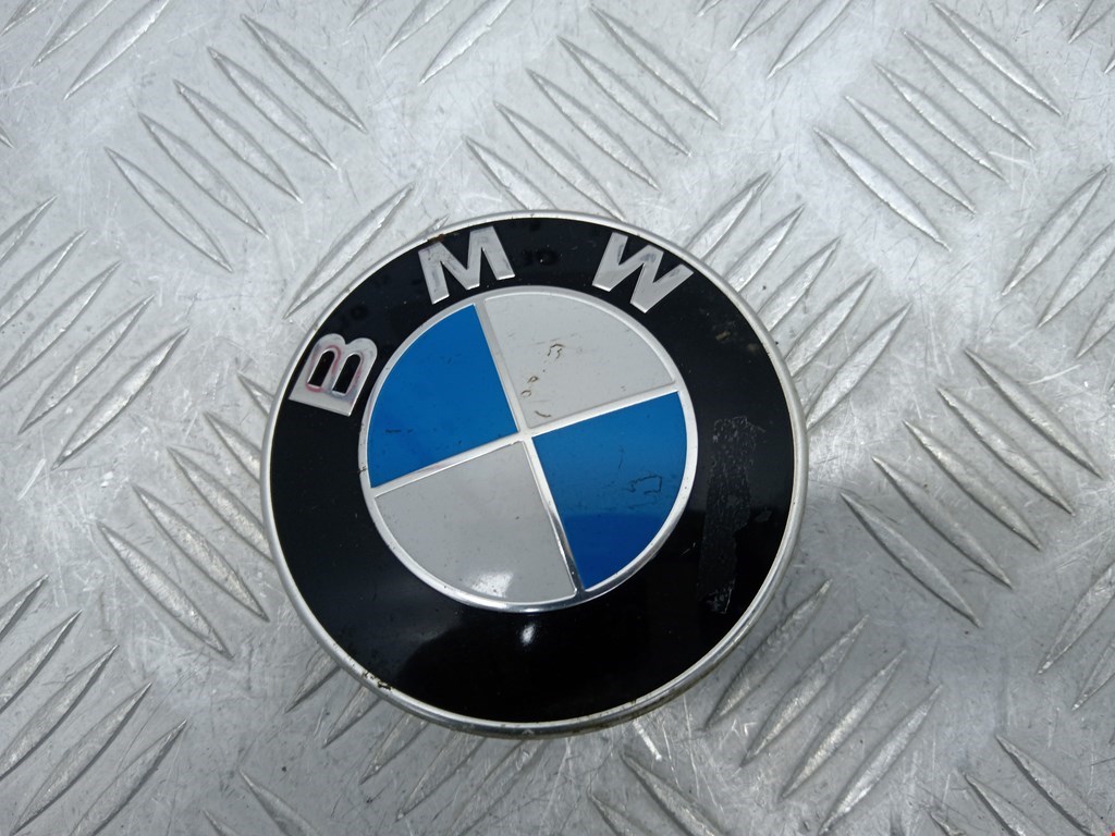 Эмблема (значок) BMW 7-Series (E65/E66) купить в Беларуси