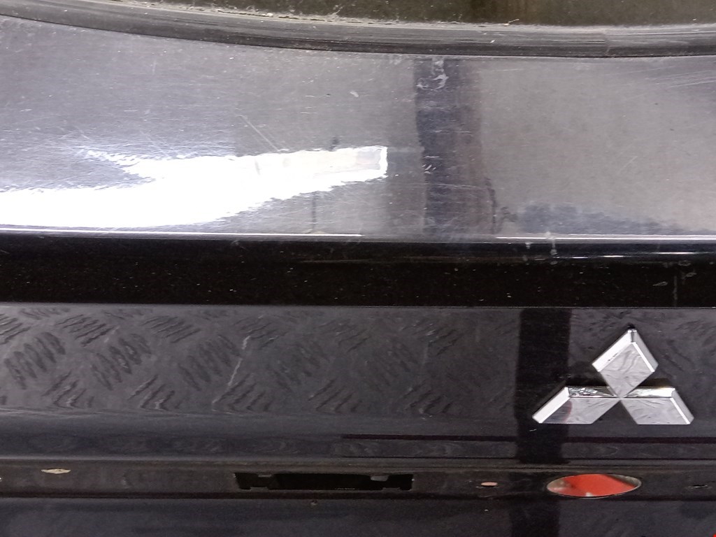 Крышка (дверь) багажника Mitsubishi Carisma купить в Беларуси