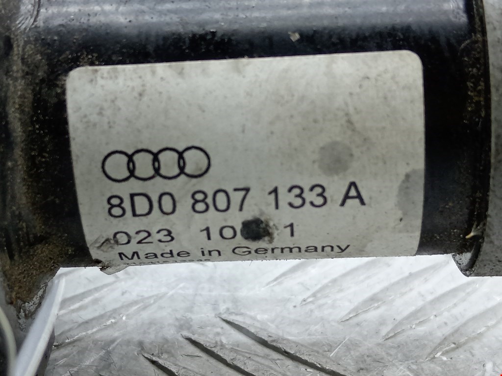 Отбойник бампера передний левый Audi A4 B5 купить в Беларуси