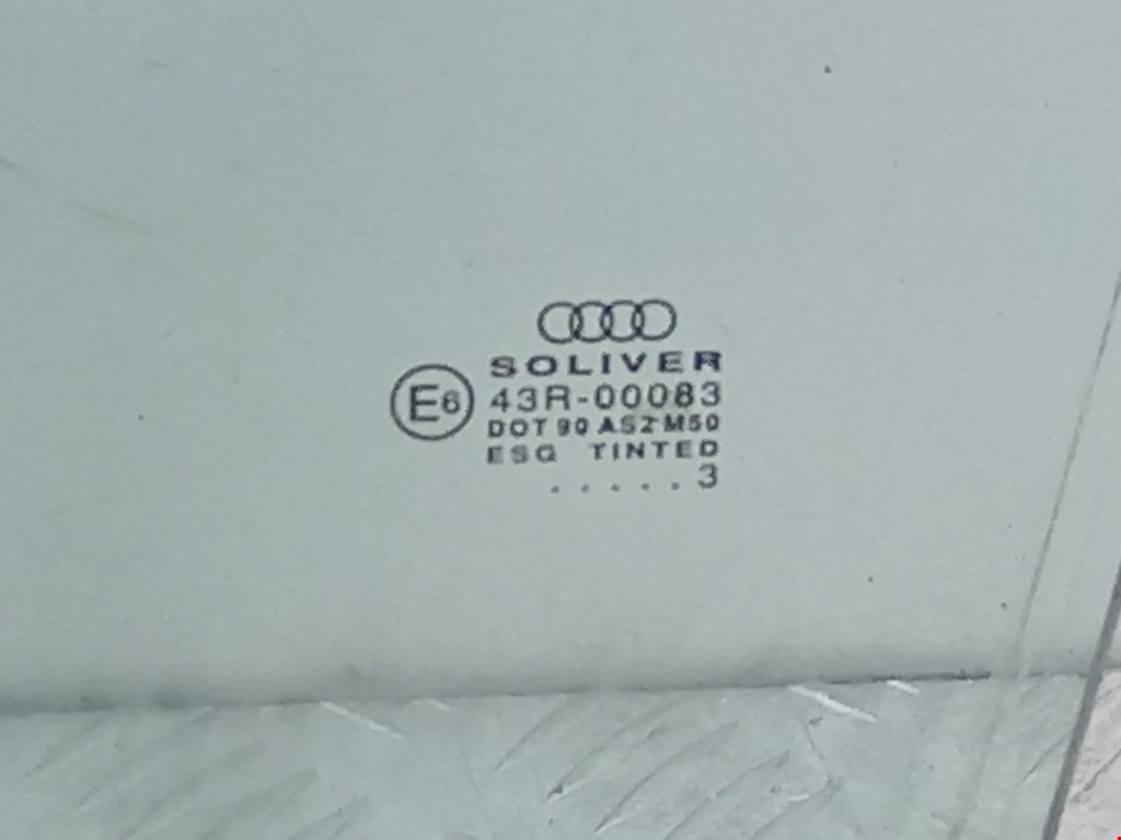 Стекло двери передней левой Audi A6 C5 купить в Беларуси