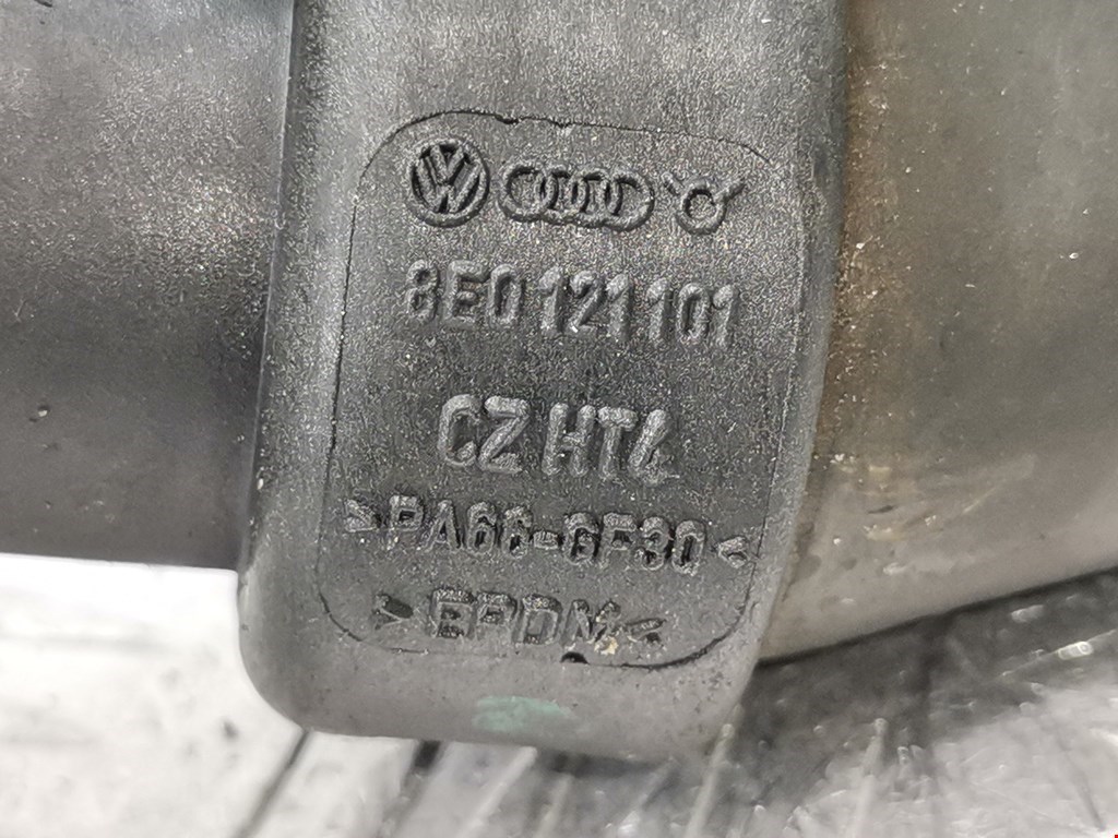 Патрубок охлаждения Audi A6 C5 купить в России