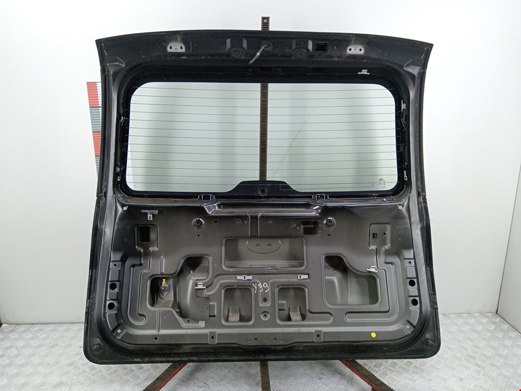 Крышка (дверь) багажника Hyundai Matrix купить в Беларуси