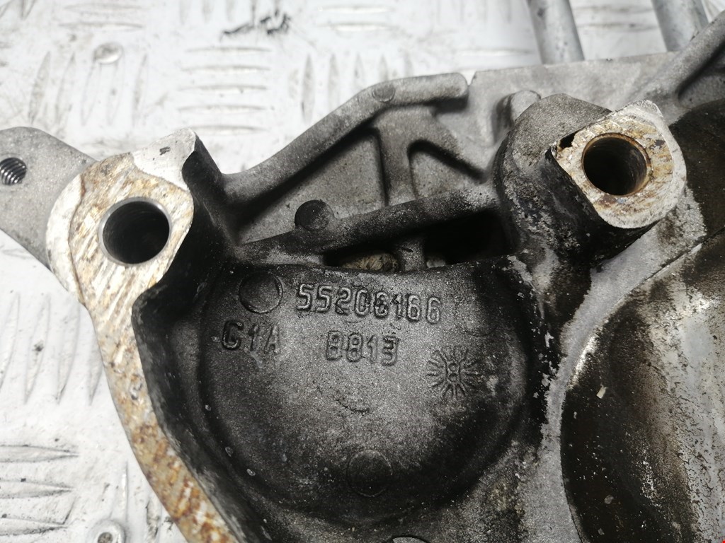 Кронштейн двигателя (лапа крепления) Lancia Delta 3 купить в Беларуси