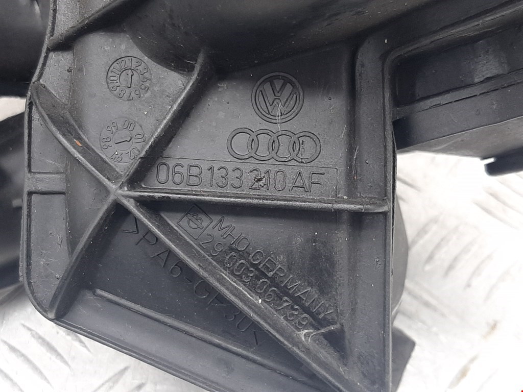 Коллектор впускной Volkswagen Passat 5 GP купить в России