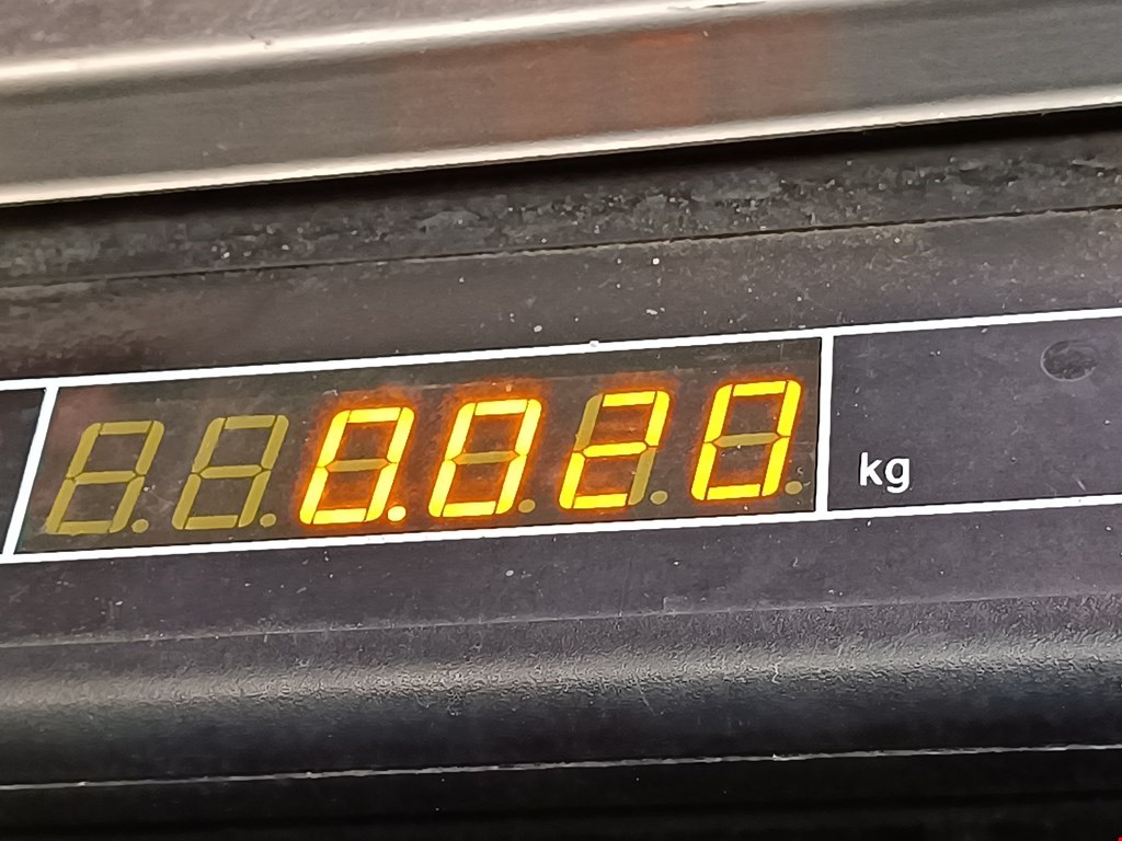 Датчик температуры охлаждающей жидкости Volkswagen Passat 5 GP купить в России