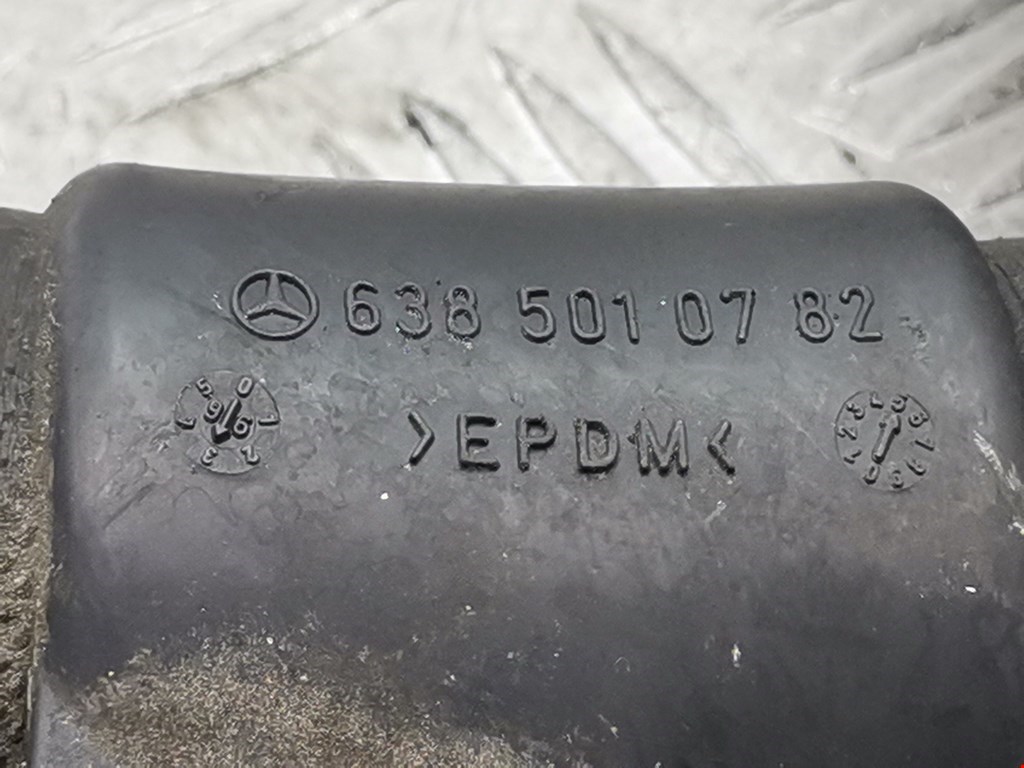 Патрубок охлаждения Mercedes Vito (W638) купить в Беларуси