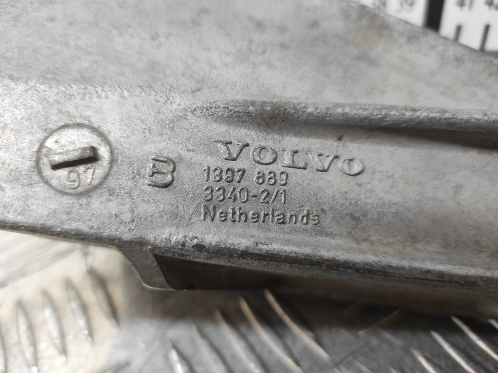 Кронштейн кпп (лапа крепления) Volvo S70 V70 1 купить в Беларуси