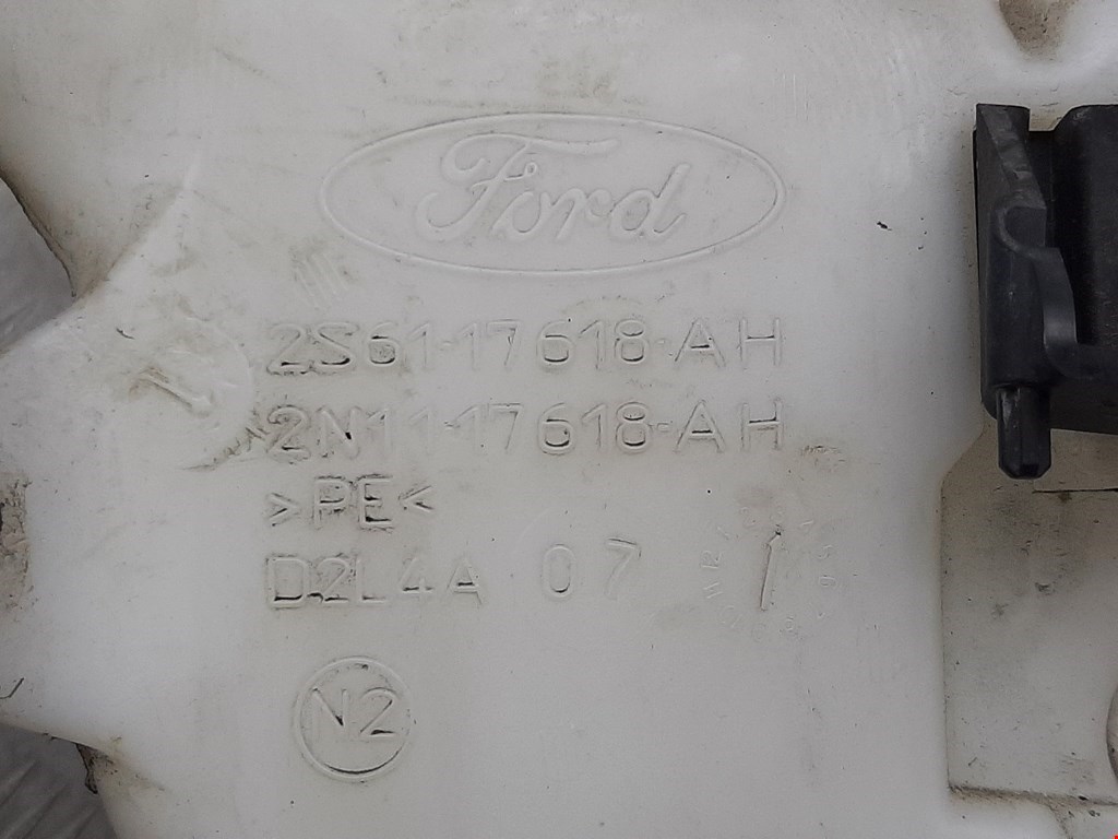 Бачок омывателя Ford Fusion купить в Беларуси