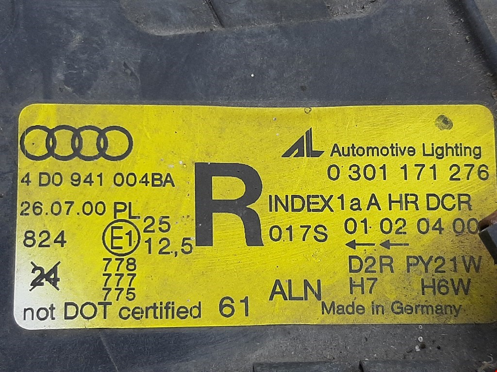Фара передняя правая Audi A8 D2 купить в России