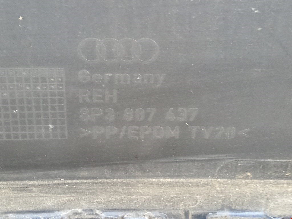 Бампер передний Audi A3 8P купить в Беларуси