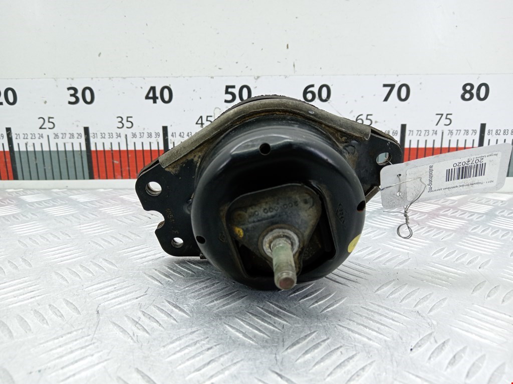 Подушка (опора) крепления двигателя Renault Laguna 2 купить в России